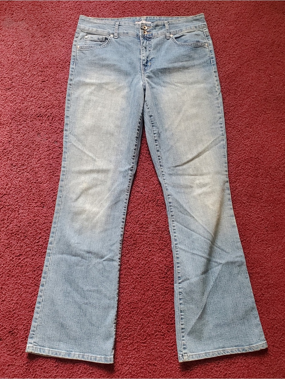 Bandolino Light Wash Boot Cut Jeans